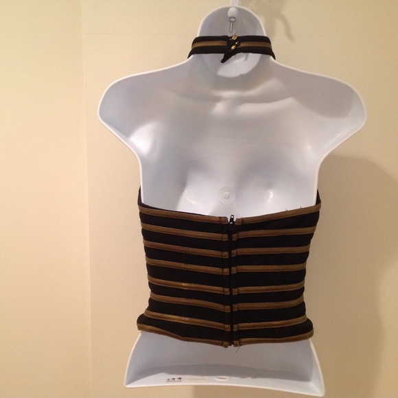 Cache Halter Top - Picture 2 of 7